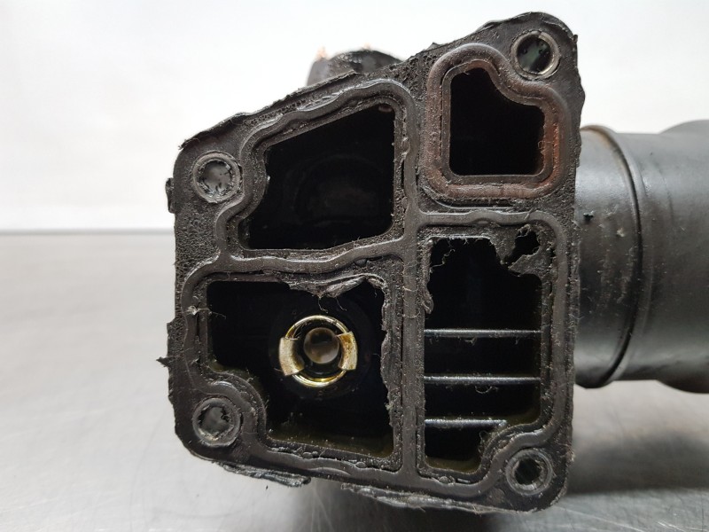 Recambio de soporte filtro aceite para skoda superb combi (3t5) active referencia OEM IAM 03L115389C 03L117021C 