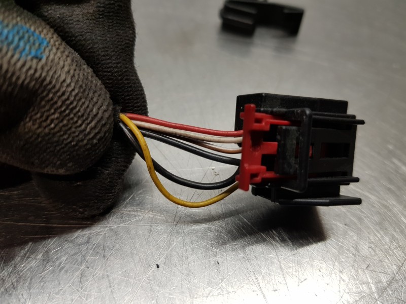 Recambio de retrovisor izquierdo para skoda superb combi (3t5) active referencia OEM IAM 3T1857507BH  