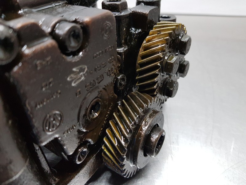 Recambio de bomba aceite para skoda superb combi (3t5) active referencia OEM IAM 03L103295F 03L103537 03L115105D