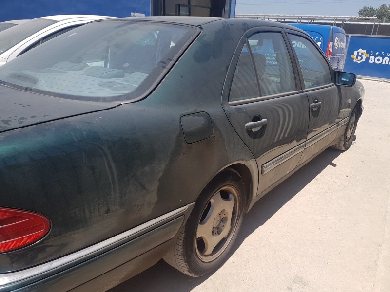 mercedes clase e (w210) berlina diesel del año 1999