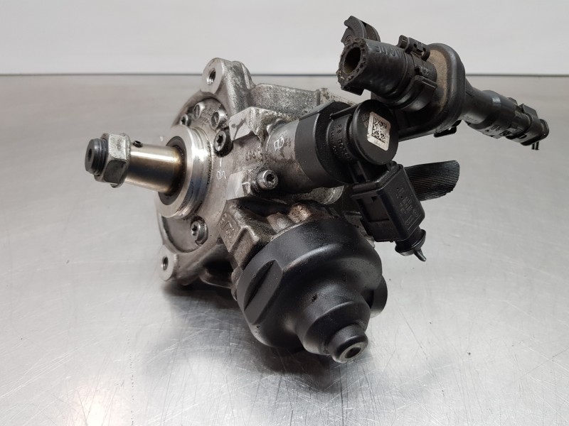 Recambio de bomba inyeccion para skoda superb combi (3t5) active referencia OEM IAM 03L130755D 0445010514 0928400768