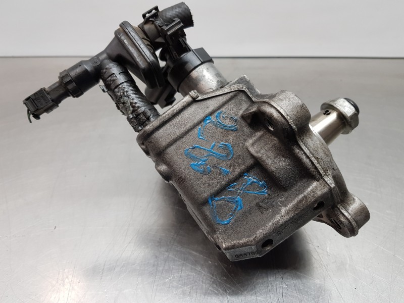 Recambio de bomba inyeccion para skoda superb combi (3t5) active referencia OEM IAM 03L130755D 0445010514 0928400768