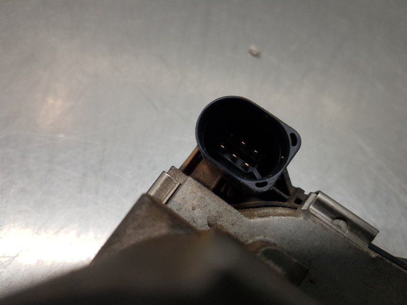 Recambio de caja mariposa para volkswagen polo beats referencia OEM IAM 04C133062C  