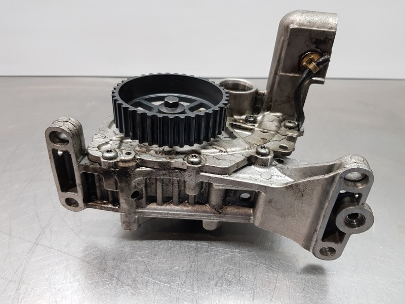 Recambio de bomba aceite para volvo xc60 inscription awd referencia OEM IAM 32298285  