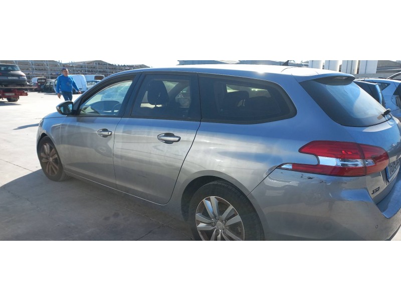 peugeot 308 sw del año 2015