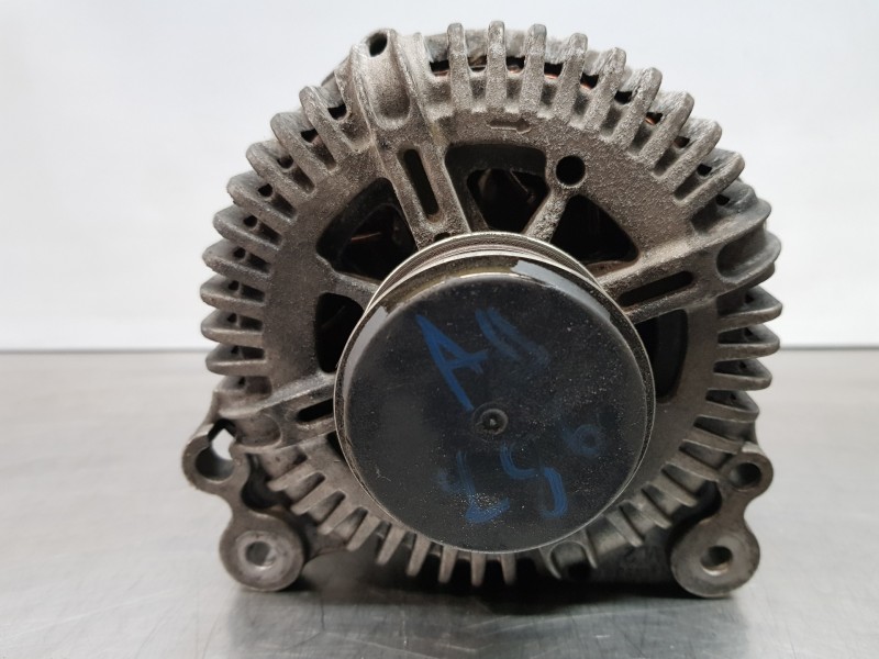 Recambio de alternador para skoda superb combi (3t5) active referencia OEM IAM 021903026L TG17C019  Recambio de alternador para skoda superb combi (3t5) active referencia OEM IAM 021903026L TG17C019
