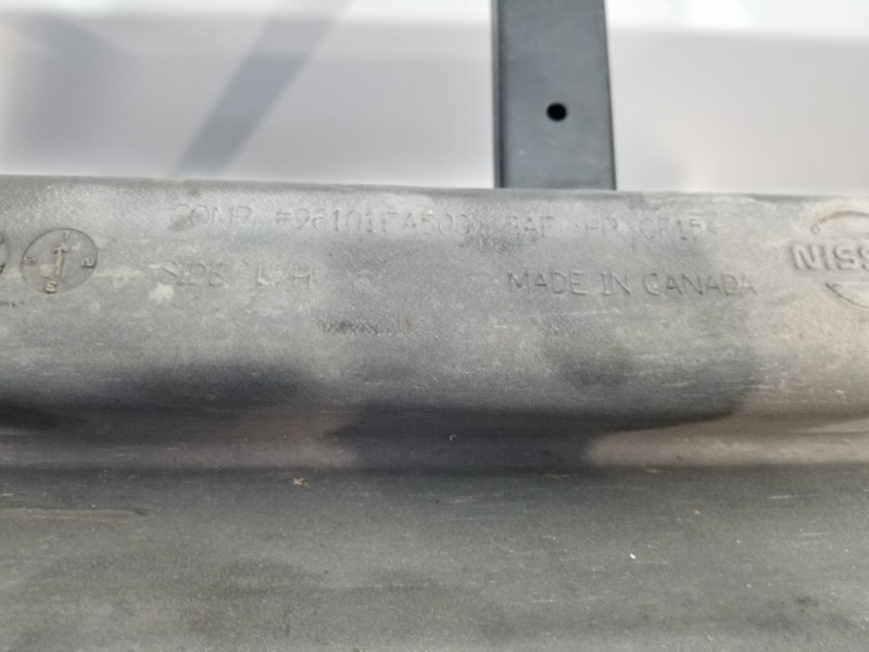 Recambio de estribos laterales para nissan pathfinder (r51) iii referencia OEM IAM 96101EA500  