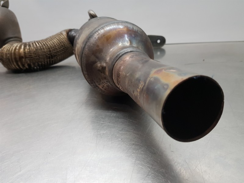 Recambio de catalizador para volkswagen polo beats referencia OEM IAM 2Q0254502GX 2Q0131723 2Q0131701S