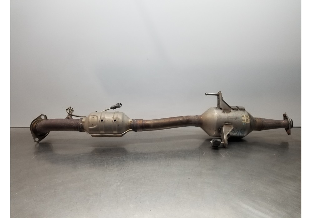 Recambio de catalizador para toyota corolla touring sports (e21) hybrid referencia OEM IAM 174100TD30 174100TJ20 