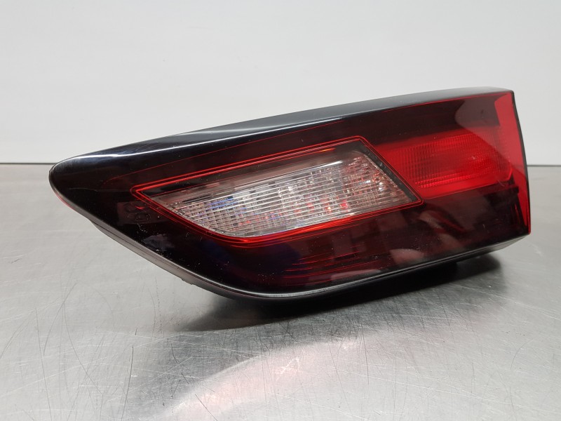 Recambio de piloto trasero derecho interior para opel astra k lim. 5türig eco referencia OEM IAM 39032989  