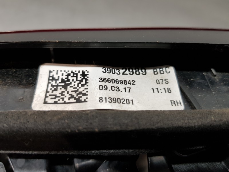 Recambio de piloto trasero derecho interior para opel astra k lim. 5türig eco referencia OEM IAM 39032989  