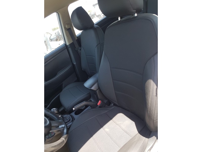 kia carens ( ) del año 2016