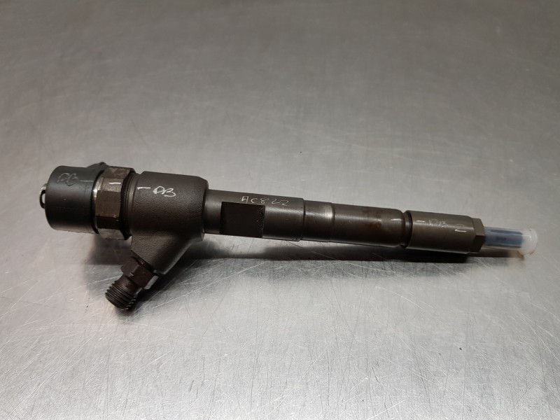 Recambio de inyector para fiat fiorino básico referencia OEM IAM 0445110083   Recambio de inyector para fiat fiorino básico referencia OEM IAM 0445110083