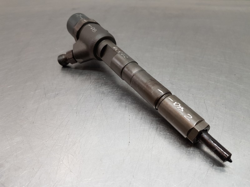 Recambio de inyector para fiat fiorino básico referencia OEM IAM 0445110083   Recambio de inyector para fiat fiorino básico referencia OEM IAM 0445110083