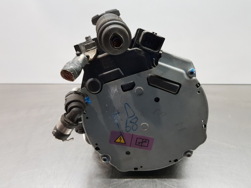 Recambio de alternador para bmw serie x3 (g01) xdrive20d referencia OEM IAM 12318490538 8490538 0127823040