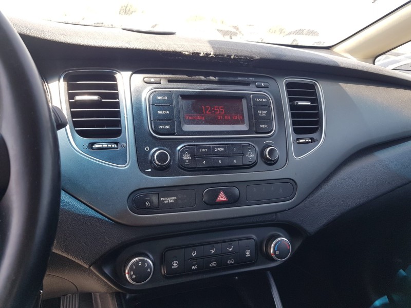 kia carens ( ) del año 2016