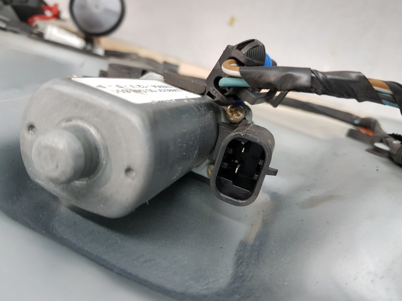 Recambio de elevalunas delantero izquierdo para lancia musa (184) 1.9 jtd platino referencia OEM IAM 71734870 00517348720 468412