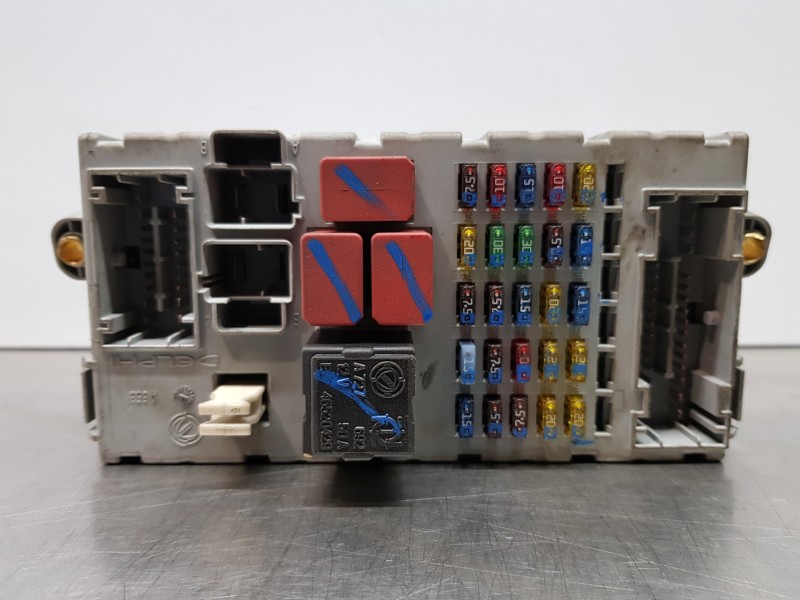 Recambio de caja reles / fusibles para lancia musa (184) 1.9 jtd platino referencia OEM IAM 51754986  