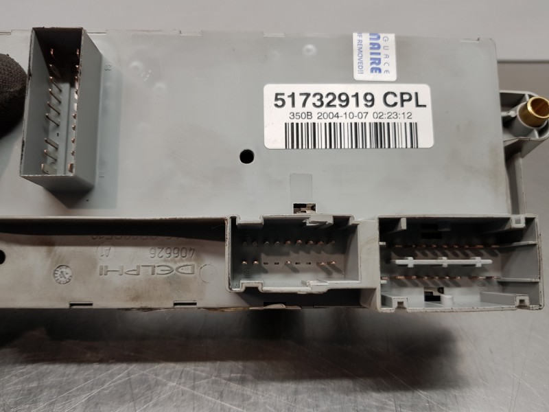 Recambio de caja reles / fusibles para lancia musa (184) 1.9 jtd platino referencia OEM IAM 51754986  