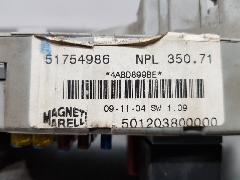 Recambio de caja reles / fusibles para lancia musa (184) 1.9 jtd platino referencia OEM IAM 51754986  