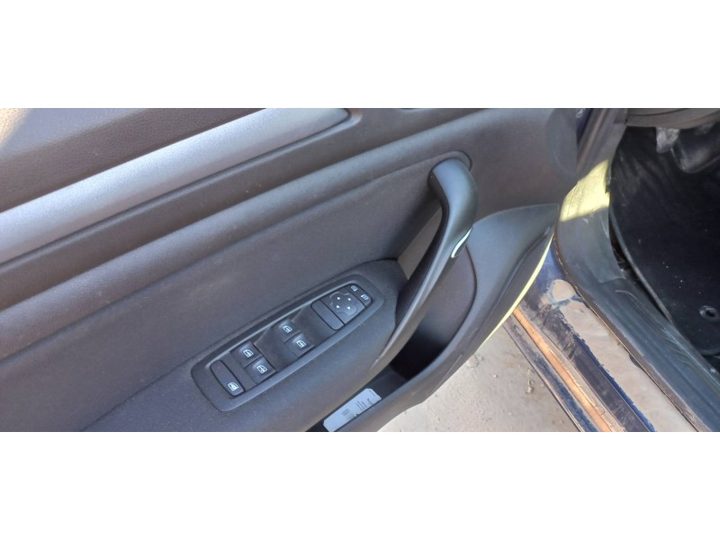 renault megane iv berlina 5p del año 2018