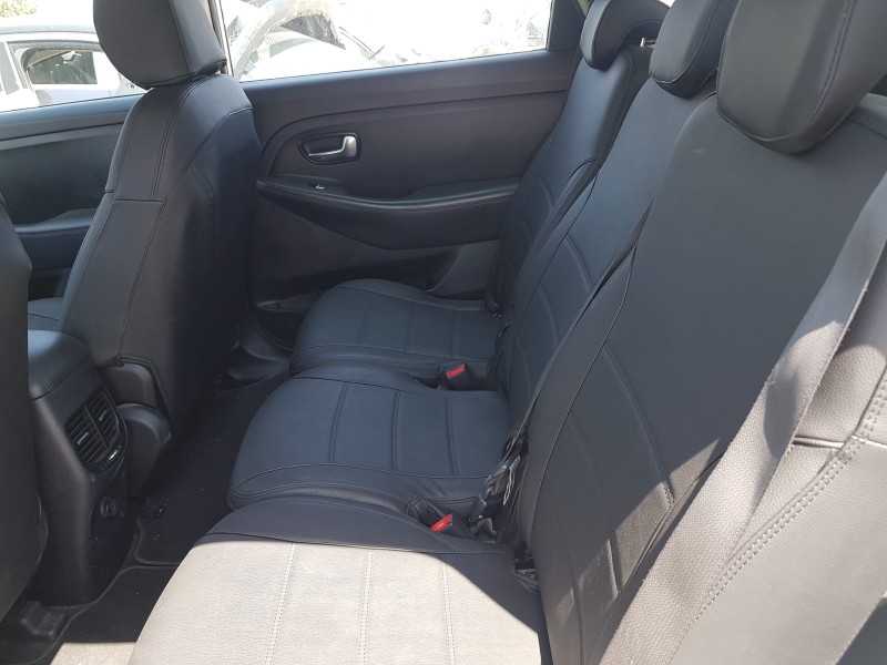 kia carens ( ) del año 2016