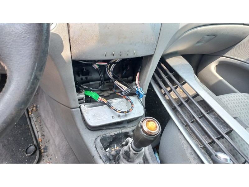 renault laguna ii (bg0) del año 2003