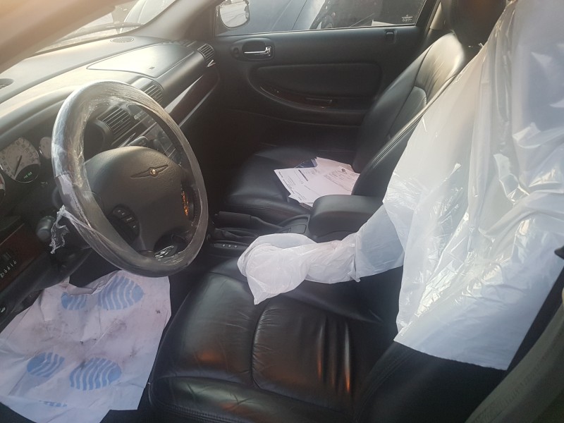 chrysler sebring berlina (jr41) del año 2001