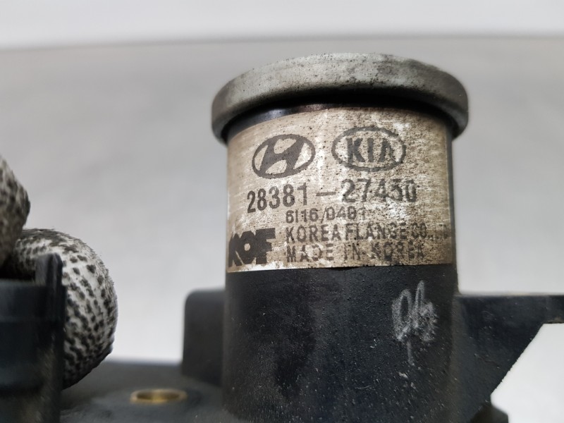 Recambio de colector admision para kia carens (un) emotion referencia OEM IAM 2838127450   Recambio de colector admision para kia carens (un) emotion referencia OEM IAM 2838127450