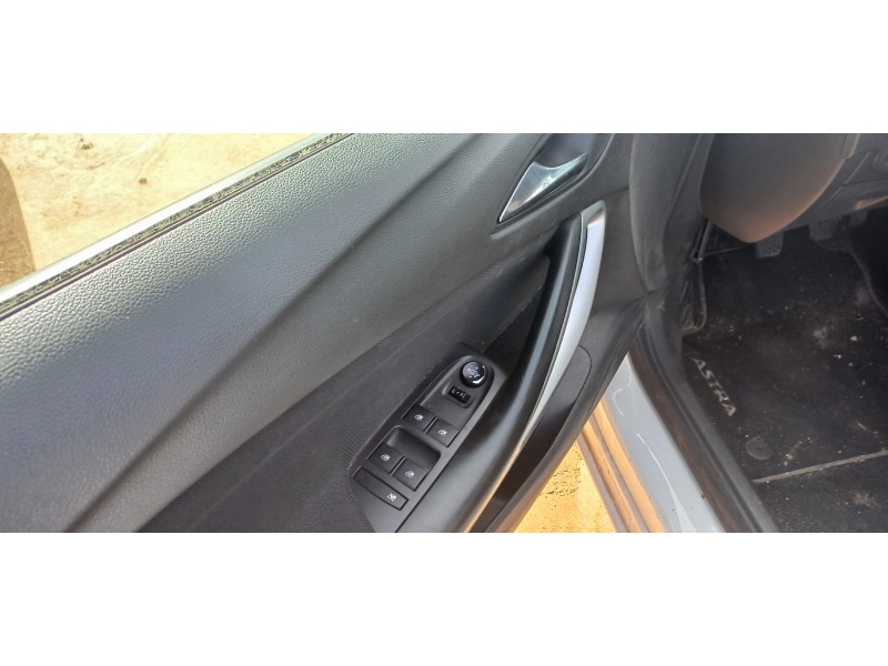 opel astra k lim. 5türig del año 2017