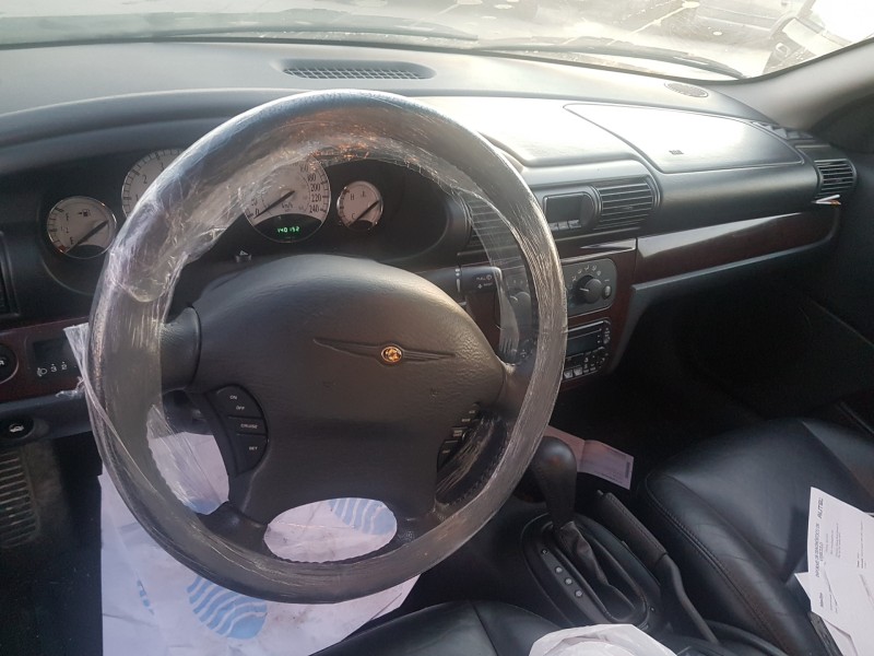 chrysler sebring berlina (jr41) del año 2001