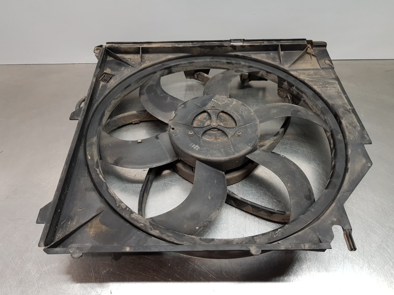 Recambio de electroventilador para bmw x3 (e83) 2.0d referencia OEM IAM 17113452509 67326925702  Recambio de electroventilador para bmw x3 (e83) 2.0d referencia OEM IAM 17113452509 67326925702