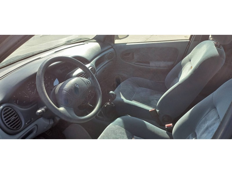renault megane i classic (la0) del año 1997
