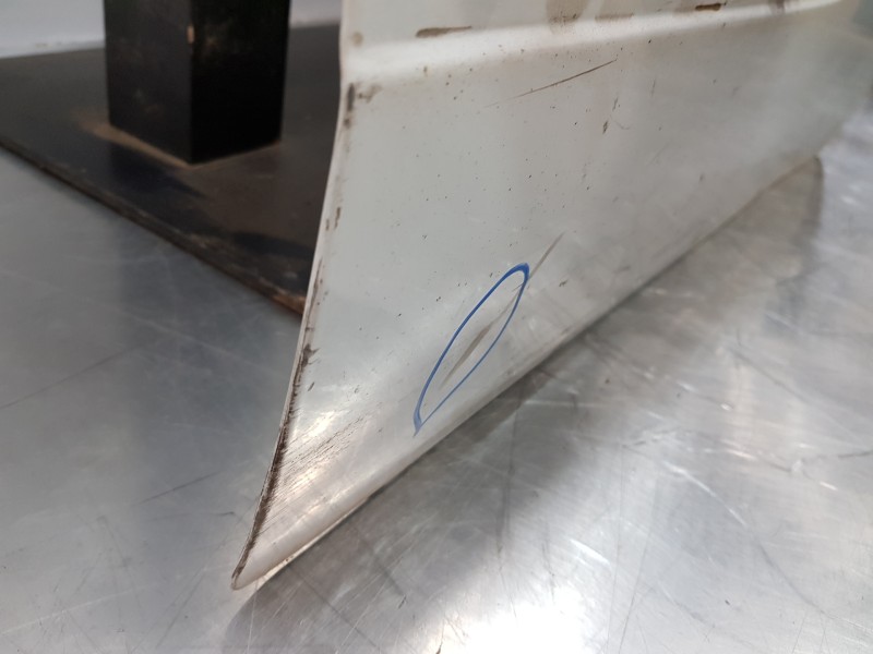 Recambio de puerta delantera derecha para opel movano b pritsche/kipper/koffer pritsche referencia OEM IAM 95530347  