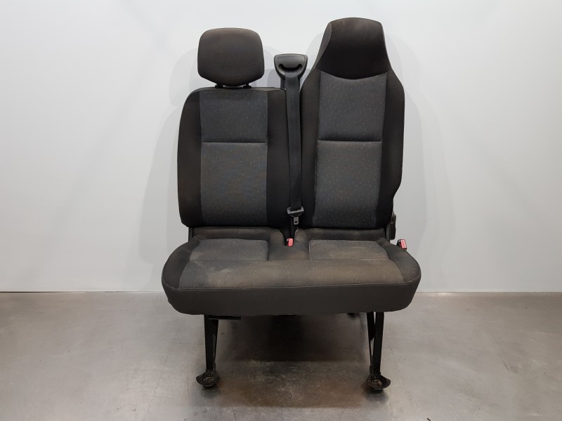 Recambio de asiento delantero derecho para opel movano b pritsche/kipper/koffer pritsche referencia OEM IAM 93197868  