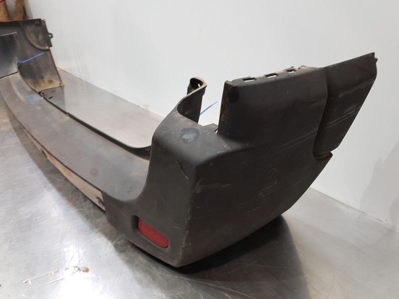 Recambio de paragolpes trasero para opel movano b pritsche/kipper/koffer pritsche referencia OEM IAM 95529861 93197357 95529546