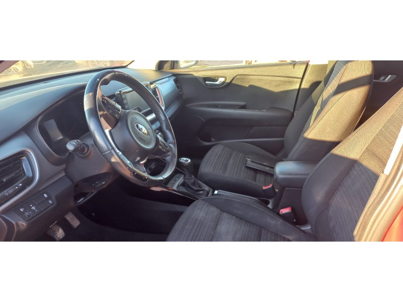 kia stonic (ybcuv) del año 2018