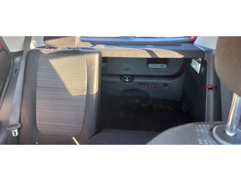 kia stonic (ybcuv) del año 2018