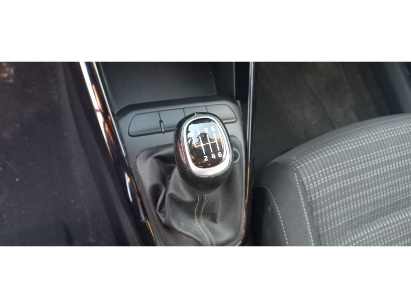 kia stonic (ybcuv) del año 2018