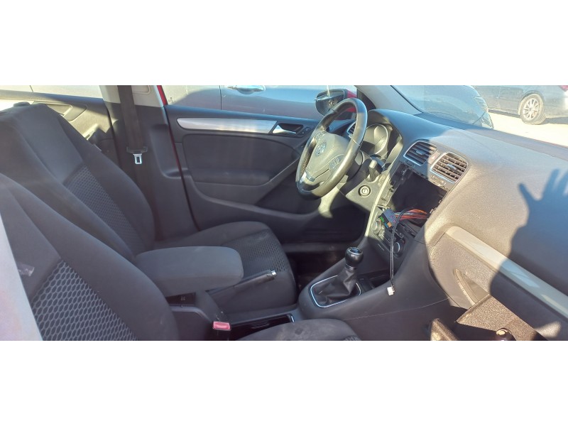 volkswagen golf vi (5k1) del año 2011