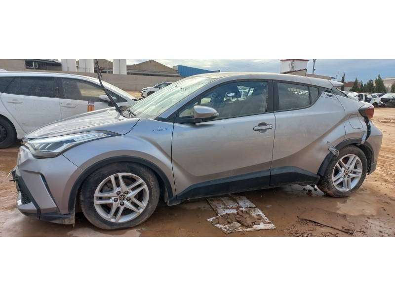 toyota c-hr del año 2021