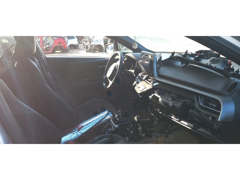 toyota c-hr del año 2017