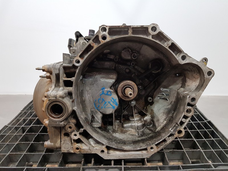 Recambio de caja cambios para peugeot 5008 active referencia OEM IAM 20MB37  