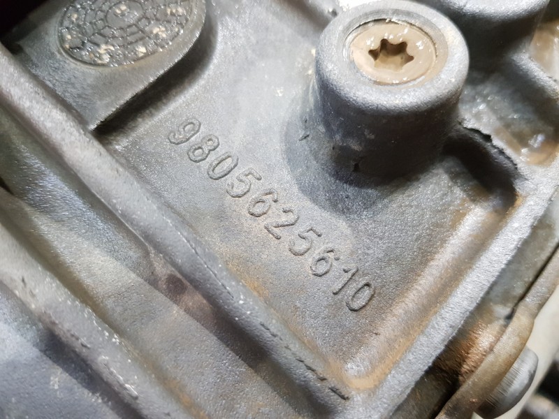 Recambio de caja cambios para peugeot 5008 active referencia OEM IAM 20MB37  