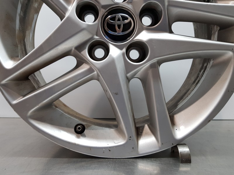 Recambio de llanta para toyota c-hr active referencia OEM IAM 42611F4140   Recambio de llanta para toyota c-hr active referencia OEM IAM 42611F4140