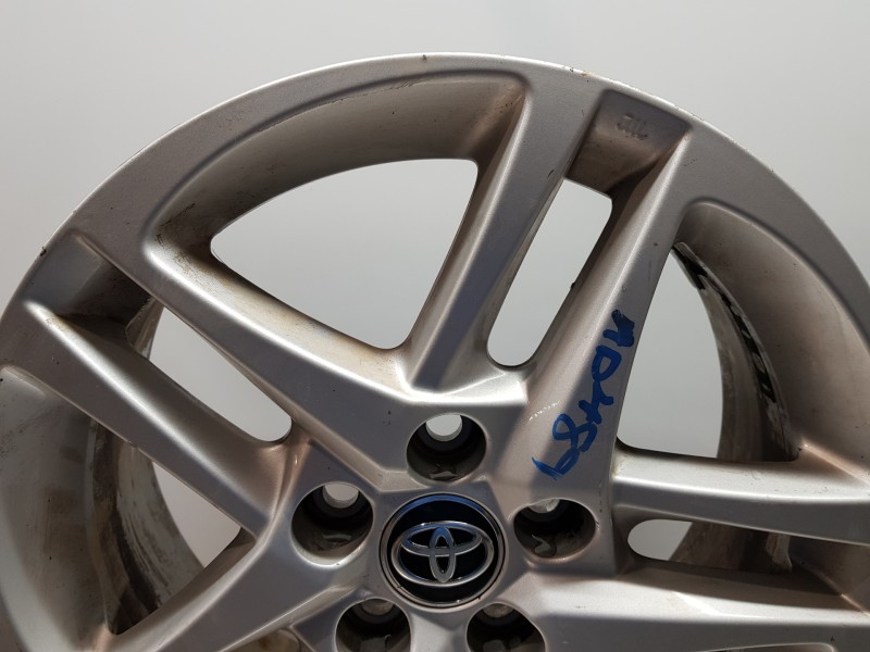 Recambio de llanta para toyota c-hr active referencia OEM IAM 42611F4140   Recambio de llanta para toyota c-hr active referencia OEM IAM 42611F4140