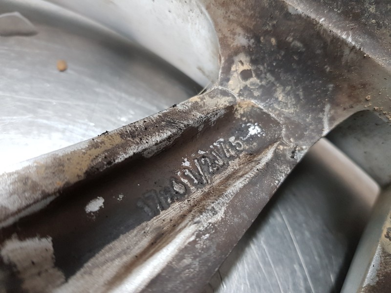 Recambio de llanta para toyota c-hr active referencia OEM IAM 42611F4140   Recambio de llanta para toyota c-hr active referencia OEM IAM 42611F4140