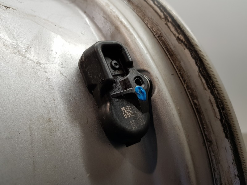 Recambio de llanta para toyota c-hr active referencia OEM IAM 42611F4140   Recambio de llanta para toyota c-hr active referencia OEM IAM 42611F4140