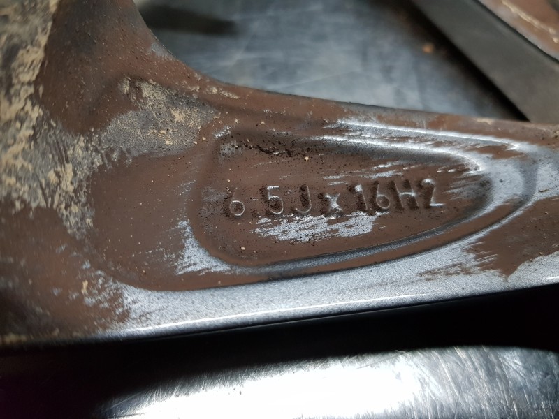 Recambio de llanta para hyundai i30 (pd) style referencia OEM IAM 52910G4200   Recambio de llanta para hyundai i30 (pd) style referencia OEM IAM 52910G4200