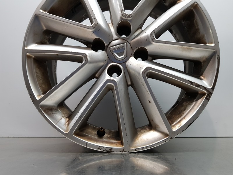 Recambio de llanta para dacia lodgy comfort referencia OEM IAM 403002441R 403007550R  Recambio de llanta para dacia lodgy comfort referencia OEM IAM 403002441R 403007550R